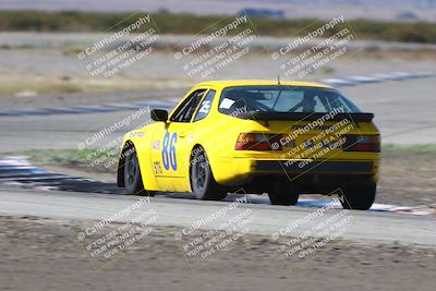 media/Oct-26-2025-CalClub SCCA (Sun) [[8ce1e69566]]/Group 2/Grapevine/